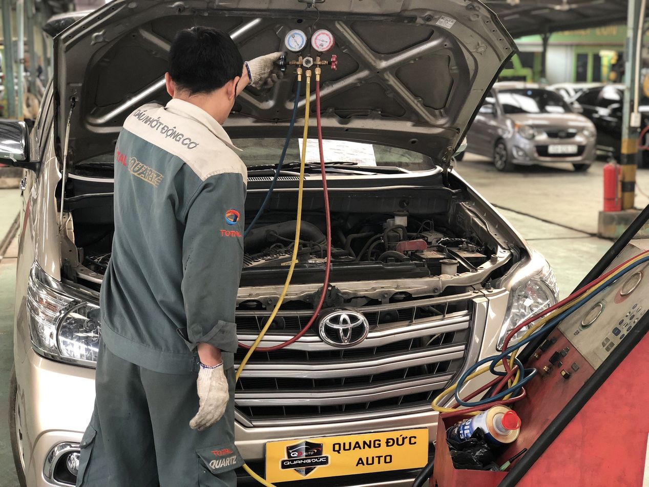 Thợ sửa xe Quang Đức Auto